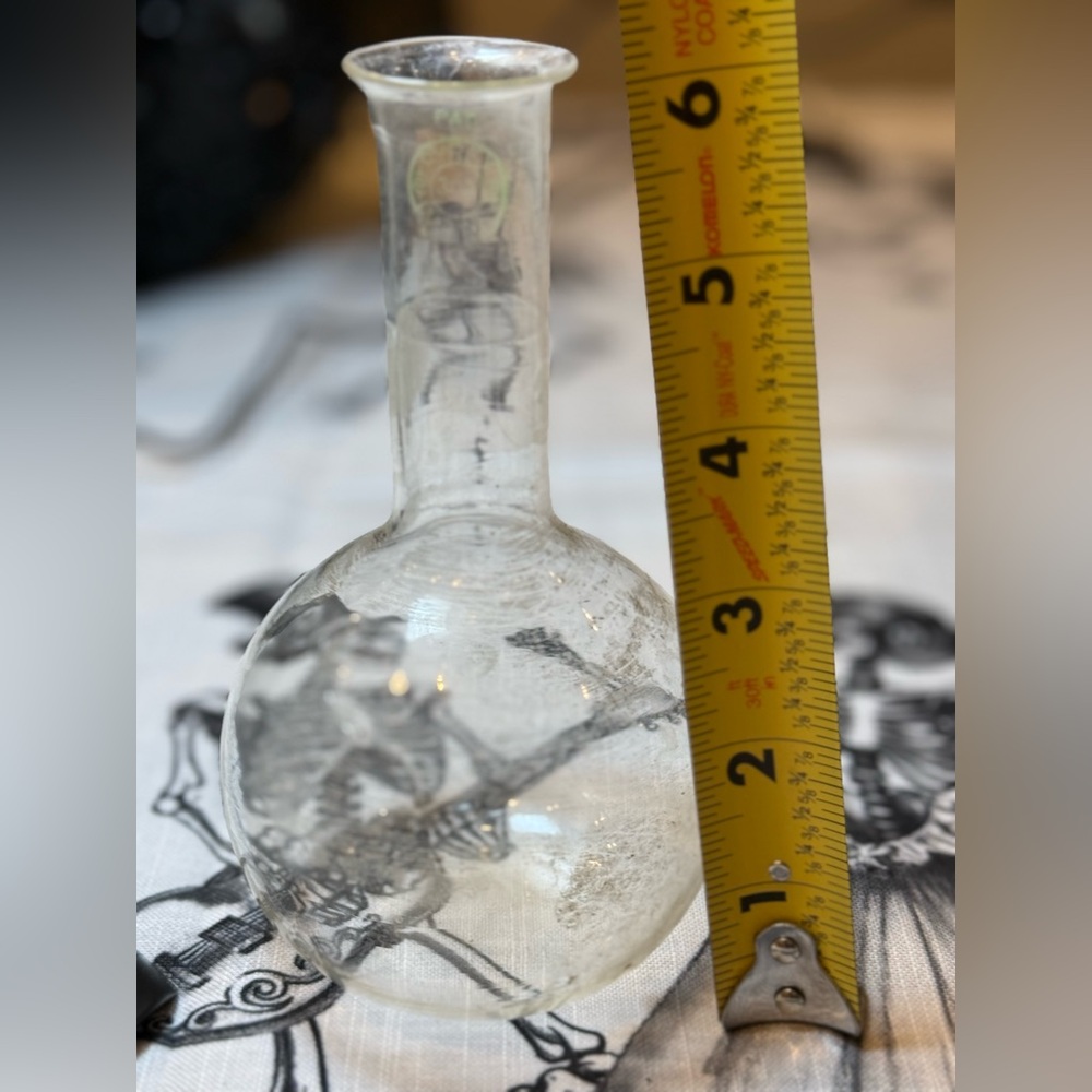 Clear Glass Decorative Vase - Used
